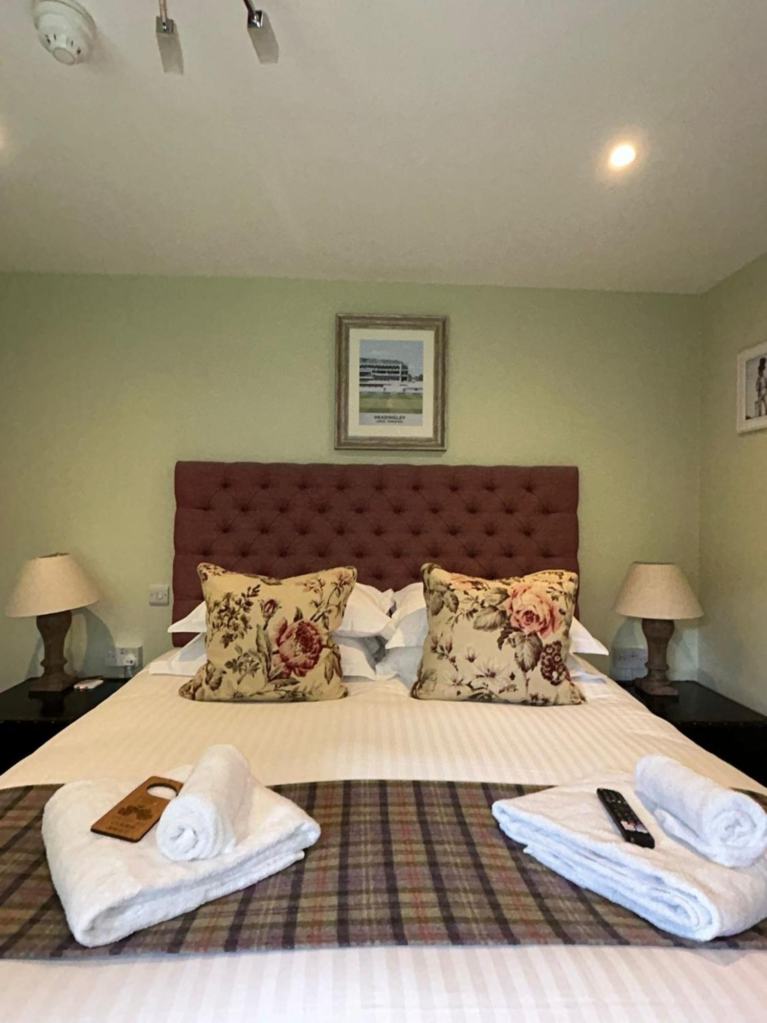 Hotel The Thomas Lord West Meon Esterno foto